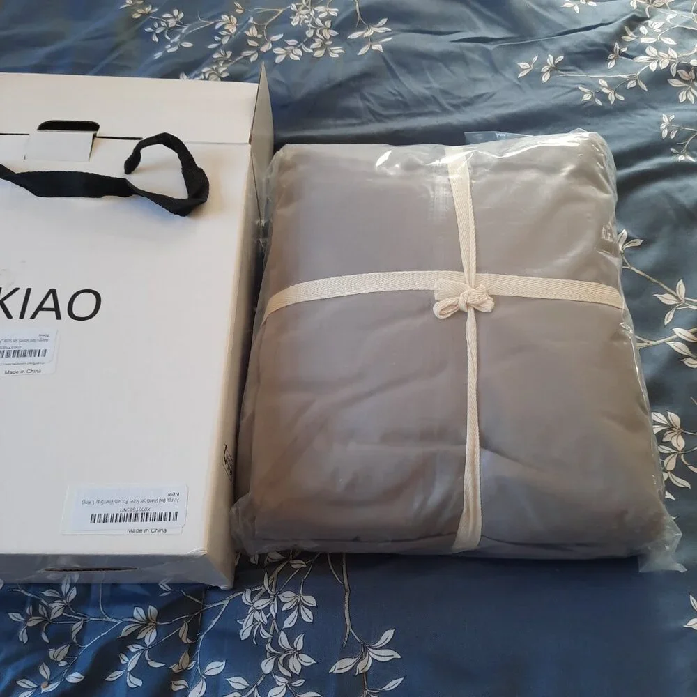 KING Bedsheet Set (6 pc) with 16 Inch Deep Pockets NWT! - Gray